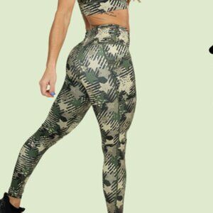 Constantly Varied Gear - Green Camo Star - Full Length